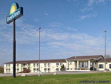 Days Inn By Wyndham Boonville Εξωτερικό φωτογραφία